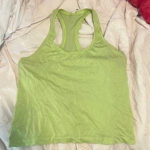 green lululemon tank top